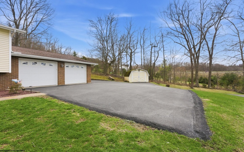 192 Colvin Run Road, Grindstone, Pennsylvania 15442, 4 Bedrooms Bedrooms, 13 Rooms Rooms,2 BathroomsBathrooms,Single Family Detached,For Sale,Colvin Run,10163720