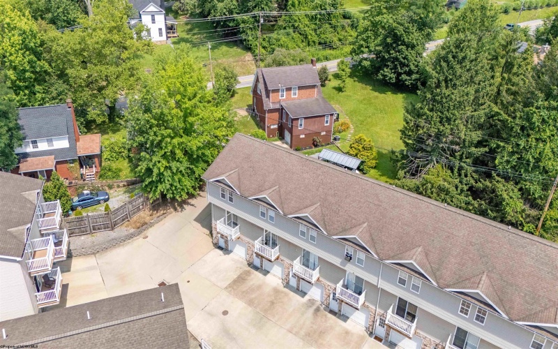 5 Tall Grass Lane, Morgantown, West Virginia 26505, 2 Bedrooms Bedrooms, 4 Rooms Rooms,2 BathroomsBathrooms,Single Family Attached,For Sale,Tall Grass,0,10163718