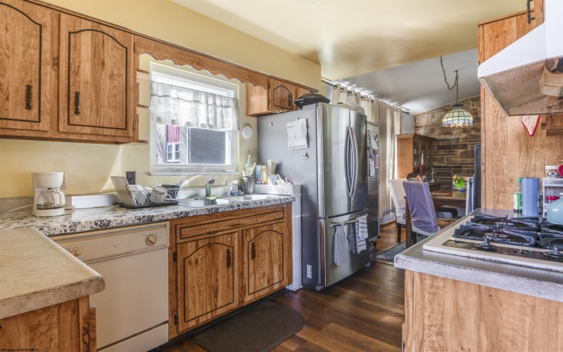 1310 Dorsey Avenue, Morgantown, West Virginia 26501, 3 Bedrooms Bedrooms, 6 Rooms Rooms,1 BathroomBathrooms,Single Family Detached,For Sale,Dorsey,10163714 1310 Dorsey Avenue, Morgantown, West Virginia 26501, 3 Bedrooms Bedrooms, 6 Rooms Rooms,1 BathroomBathrooms,Single Family Detached,For Sale,Dorsey,10163714