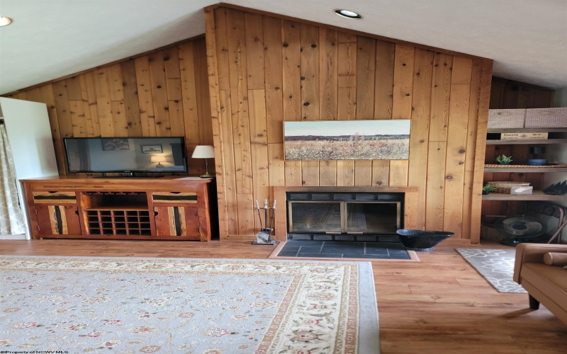 16 Grizzly Way, Davis, West Virginia 26260, 1 Bedroom Bedrooms, 1 Room Rooms,1 BathroomBathrooms,Single Family Attached,For Sale,Grizzly,10160960