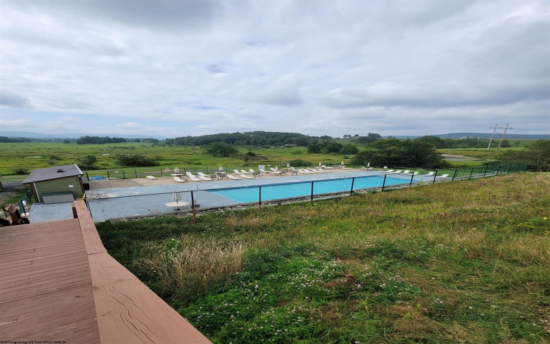 16 Grizzly Way, Davis, West Virginia 26260, 1 Bedroom Bedrooms, 1 Room Rooms,1 BathroomBathrooms,Single Family Attached,For Sale,Grizzly,10160960