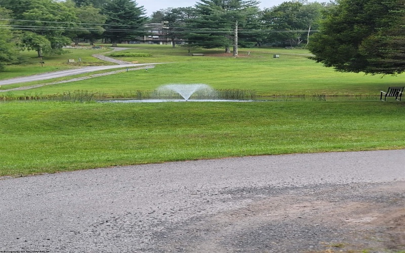 16 Grizzly Way, Davis, West Virginia 26260, 1 Bedroom Bedrooms, 1 Room Rooms,1 BathroomBathrooms,Single Family Attached,For Sale,Grizzly,10160960