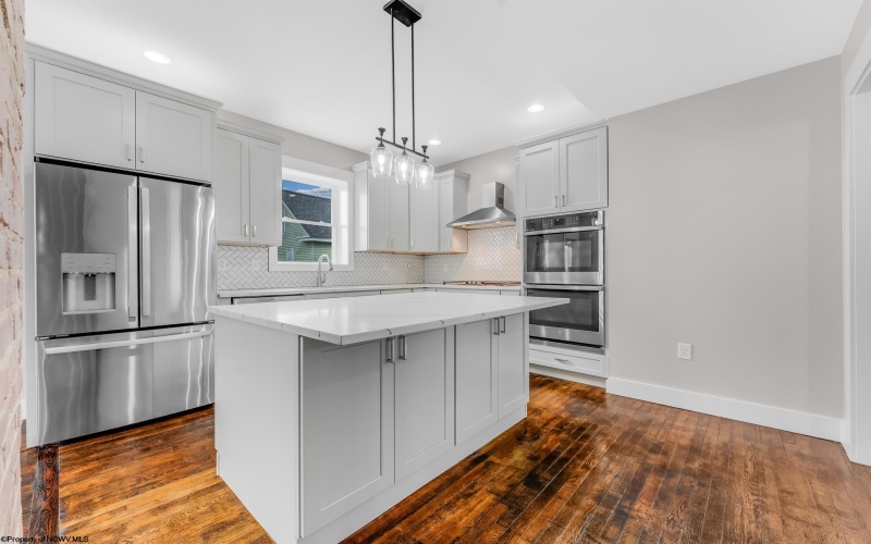 345 Cobun Avenue, Morgantown, West Virginia 26501, 4 Bedrooms Bedrooms, 9 Rooms Rooms,3 BathroomsBathrooms,Single Family Detached,For Sale,Cobun,10163722