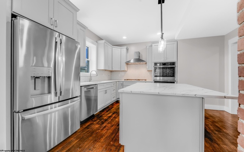 345 Cobun Avenue, Morgantown, West Virginia 26501, 4 Bedrooms Bedrooms, 9 Rooms Rooms,3 BathroomsBathrooms,Single Family Detached,For Sale,Cobun,10163722