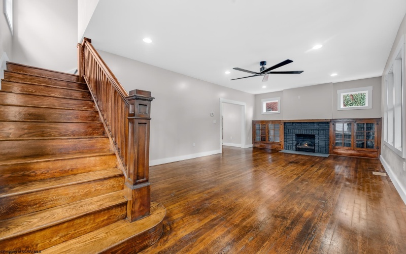 345 Cobun Avenue, Morgantown, West Virginia 26501, 4 Bedrooms Bedrooms, 9 Rooms Rooms,3 BathroomsBathrooms,Single Family Detached,For Sale,Cobun,10163722