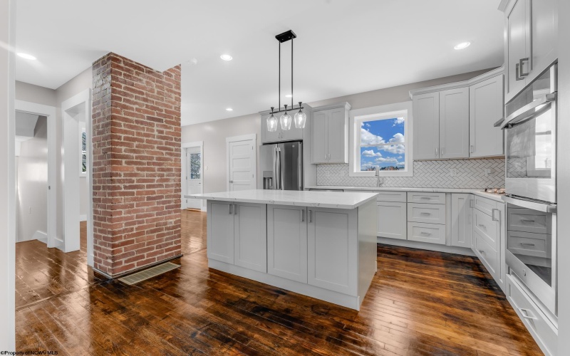 345 Cobun Avenue, Morgantown, West Virginia 26501, 4 Bedrooms Bedrooms, 9 Rooms Rooms,3 BathroomsBathrooms,Single Family Detached,For Sale,Cobun,10163722