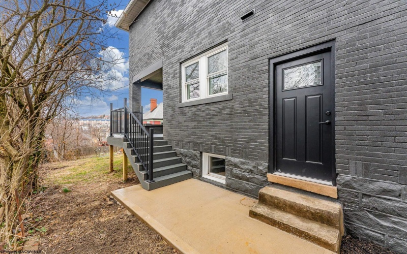 345 Cobun Avenue, Morgantown, West Virginia 26501, 4 Bedrooms Bedrooms, 9 Rooms Rooms,3 BathroomsBathrooms,Single Family Detached,For Sale,Cobun,10163722