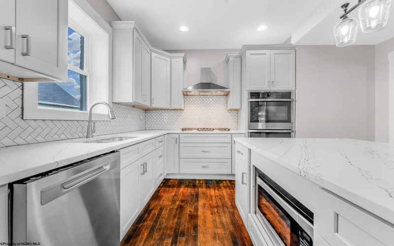 345 Cobun Avenue, Morgantown, West Virginia 26501, 4 Bedrooms Bedrooms, 9 Rooms Rooms,3 BathroomsBathrooms,Single Family Detached,For Sale,Cobun,10163722