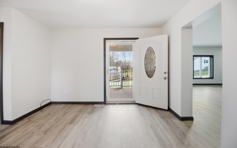 61 Faircrest Drive, Lost Creek, West Virginia 26385, 2 Bedrooms Bedrooms, 5 Rooms Rooms,2 BathroomsBathrooms,Single Family Detached,For Sale,Faircrest,10163723