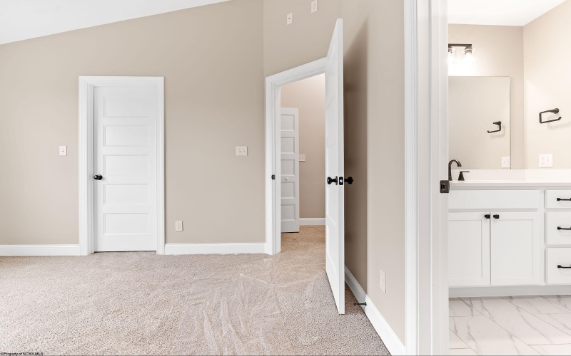 110 Chestnut Grove, Morgantown, West Virginia 26505, 2 Bedrooms Bedrooms, 6 Rooms Rooms,2 BathroomsBathrooms,Single Family Attached,For Sale,Chestnut,10163730