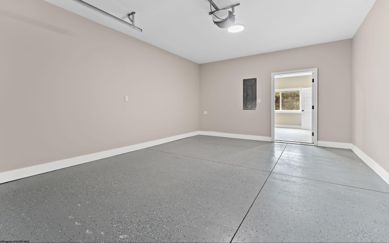 110 Chestnut Grove, Morgantown, West Virginia 26505, 2 Bedrooms Bedrooms, 6 Rooms Rooms,2 BathroomsBathrooms,Single Family Attached,For Sale,Chestnut,10163730