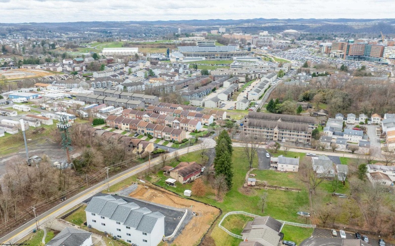 110 Chestnut Grove, Morgantown, West Virginia 26505, 2 Bedrooms Bedrooms, 6 Rooms Rooms,2 BathroomsBathrooms,Single Family Attached,For Sale,Chestnut,10163730