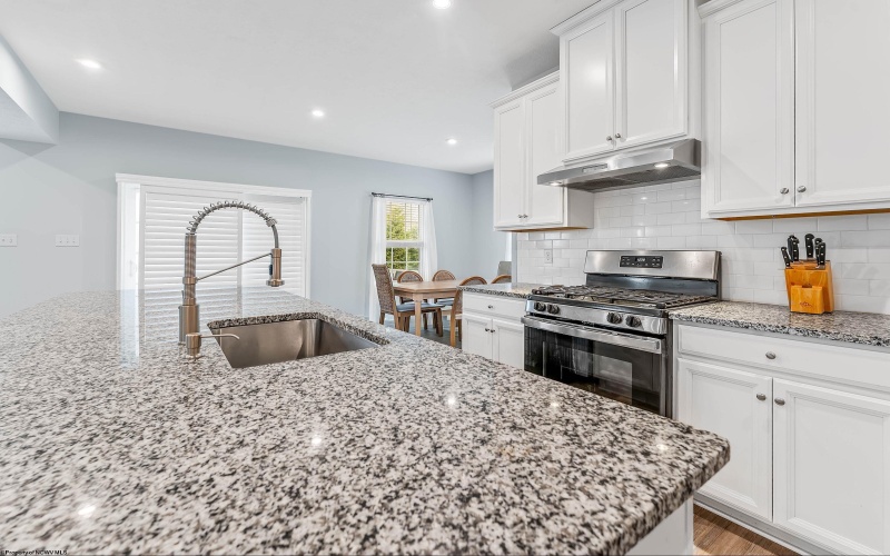 259 Falling Water Lane, Morgantown, West Virginia 26508, 4 Bedrooms Bedrooms, 9 Rooms Rooms,3 BathroomsBathrooms,Single Family Detached,For Sale,Falling Water,10163727