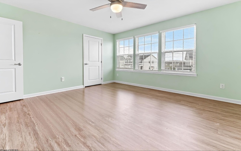 259 Falling Water Lane, Morgantown, West Virginia 26508, 4 Bedrooms Bedrooms, 9 Rooms Rooms,3 BathroomsBathrooms,Single Family Detached,For Sale,Falling Water,10163727