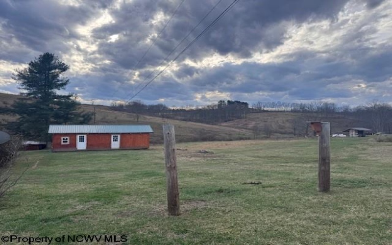 9619 Morgantown Pike, Philippi, West Virginia 26416-0000, 3 Bedrooms Bedrooms, 11 Rooms Rooms,1 BathroomBathrooms,Single Family Detached,For Sale,Morgantown,10163739