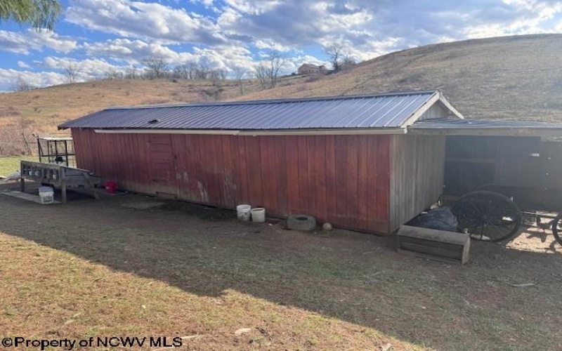 9619 Morgantown Pike, Philippi, West Virginia 26416-0000, 3 Bedrooms Bedrooms, 11 Rooms Rooms,1 BathroomBathrooms,Single Family Detached,For Sale,Morgantown,10163739