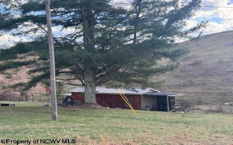 9619 Morgantown Pike, Philippi, West Virginia 26416-0000, 3 Bedrooms Bedrooms, 11 Rooms Rooms,1 BathroomBathrooms,Single Family Detached,For Sale,Morgantown,10163739