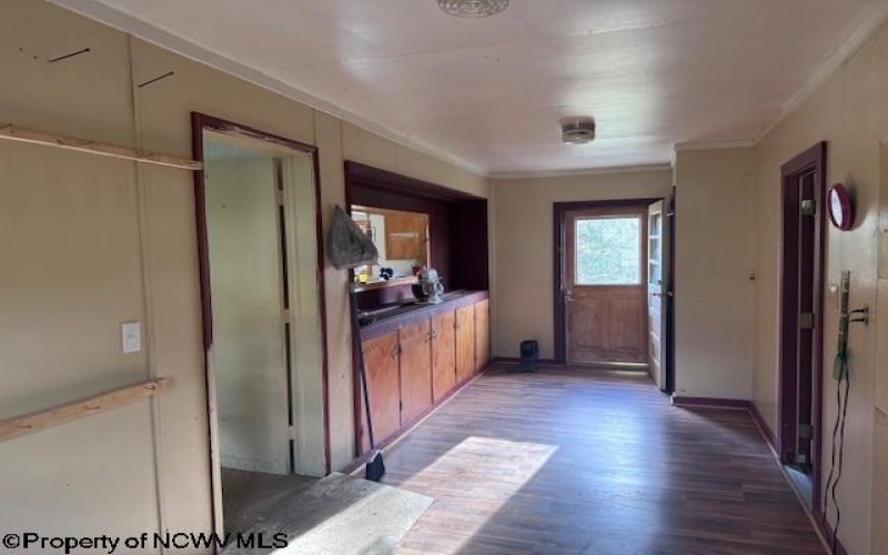 9619 Morgantown Pike, Philippi, West Virginia 26416-0000, 3 Bedrooms Bedrooms, 11 Rooms Rooms,1 BathroomBathrooms,Single Family Detached,For Sale,Morgantown,10163739