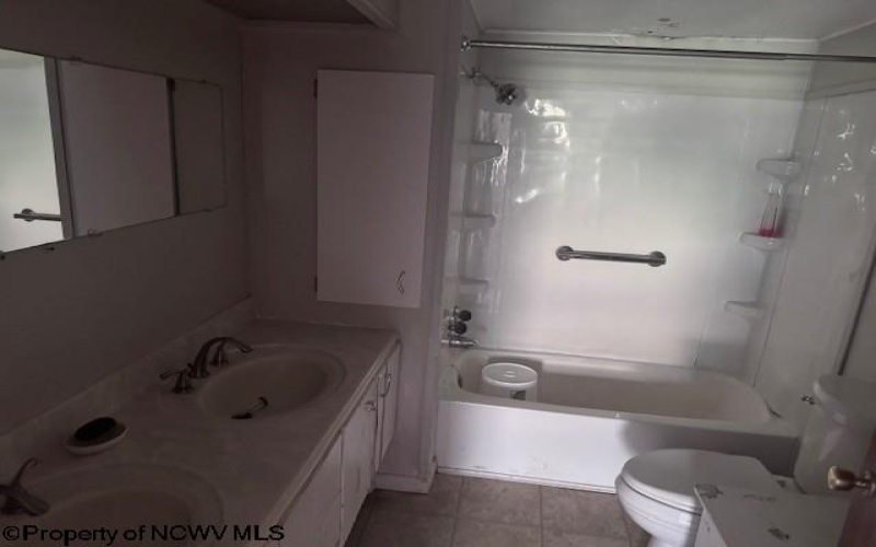 9619 Morgantown Pike, Philippi, West Virginia 26416-0000, 3 Bedrooms Bedrooms, 11 Rooms Rooms,1 BathroomBathrooms,Single Family Detached,For Sale,Morgantown,10163739