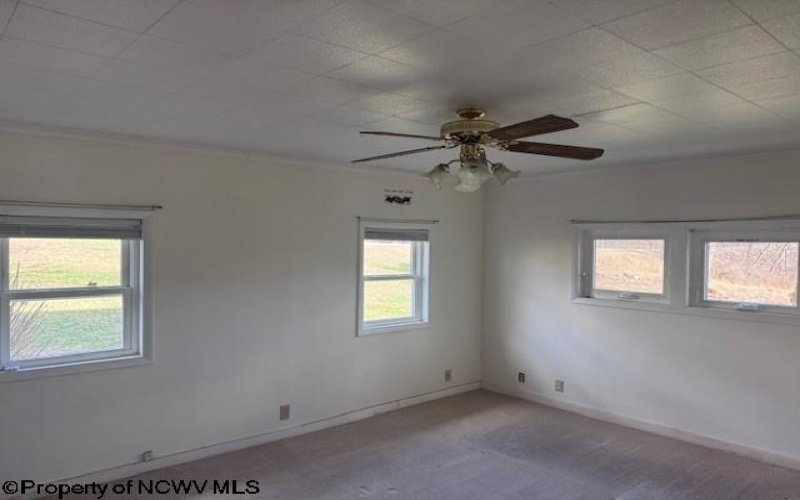 9619 Morgantown Pike, Philippi, West Virginia 26416-0000, 3 Bedrooms Bedrooms, 11 Rooms Rooms,1 BathroomBathrooms,Single Family Detached,For Sale,Morgantown,10163739