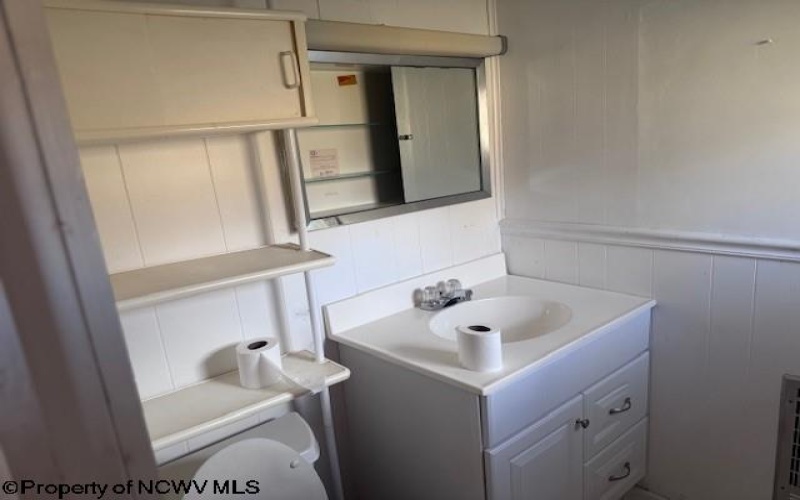 9619 Morgantown Pike, Philippi, West Virginia 26416-0000, 3 Bedrooms Bedrooms, 11 Rooms Rooms,1 BathroomBathrooms,Single Family Detached,For Sale,Morgantown,10163739