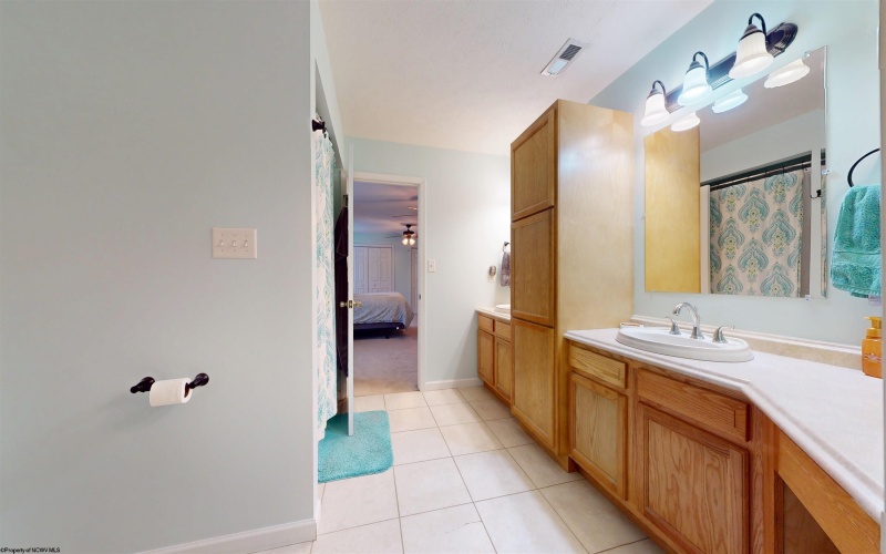 26 Pepperbush Lane, Fairmont, West Virginia 26554, 4 Bedrooms Bedrooms, 8 Rooms Rooms,3 BathroomsBathrooms,Single Family Detached,For Sale,Pepperbush,10163738