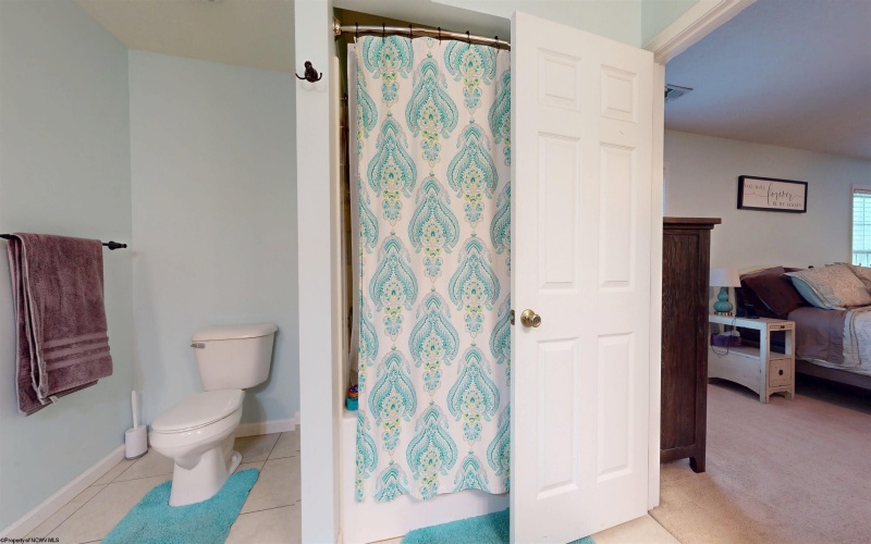 26 Pepperbush Lane, Fairmont, West Virginia 26554, 4 Bedrooms Bedrooms, 8 Rooms Rooms,3 BathroomsBathrooms,Single Family Detached,For Sale,Pepperbush,10163738