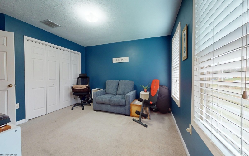 26 Pepperbush Lane, Fairmont, West Virginia 26554, 4 Bedrooms Bedrooms, 8 Rooms Rooms,3 BathroomsBathrooms,Single Family Detached,For Sale,Pepperbush,10163738