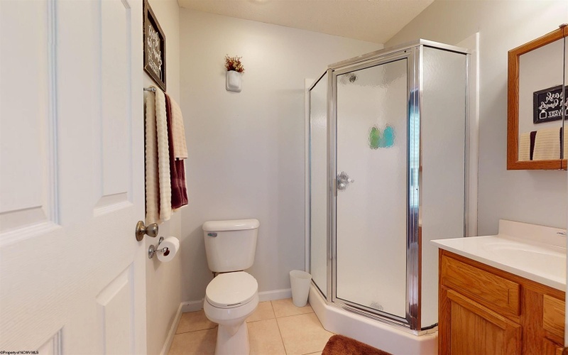 26 Pepperbush Lane, Fairmont, West Virginia 26554, 4 Bedrooms Bedrooms, 8 Rooms Rooms,3 BathroomsBathrooms,Single Family Detached,For Sale,Pepperbush,10163738