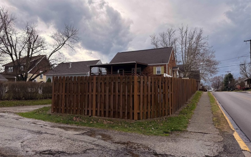 3800 Hanlin Way, Weirton, West Virginia 26062, 2 Bedrooms Bedrooms, 5 Rooms Rooms,2 BathroomsBathrooms,Single Family Detached,For Sale,Hanlin,10163737