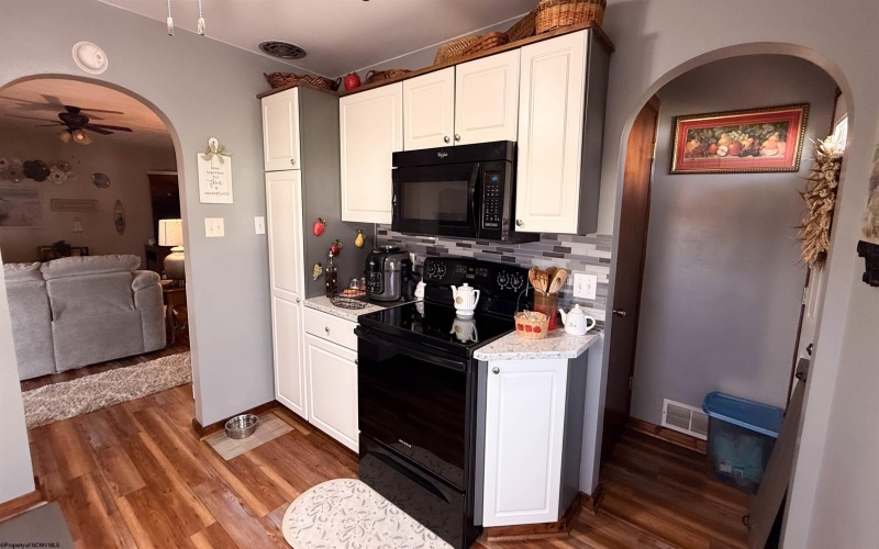 3800 Hanlin Way, Weirton, West Virginia 26062, 2 Bedrooms Bedrooms, 5 Rooms Rooms,2 BathroomsBathrooms,Single Family Detached,For Sale,Hanlin,10163737