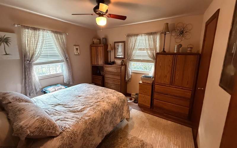 3800 Hanlin Way, Weirton, West Virginia 26062, 2 Bedrooms Bedrooms, 5 Rooms Rooms,2 BathroomsBathrooms,Single Family Detached,For Sale,Hanlin,10163737