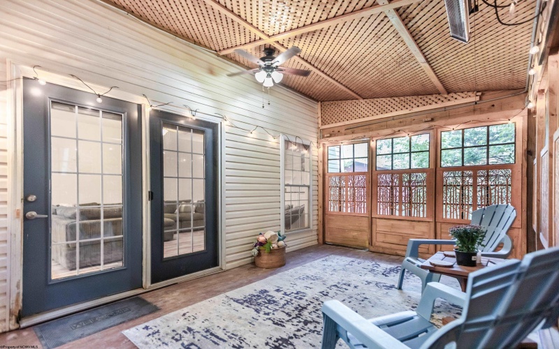 17 Karen Lane, Morgantown, West Virginia 26501, 3 Bedrooms Bedrooms, 9 Rooms Rooms,2 BathroomsBathrooms,Single Family Detached,For Sale,Karen,10163736