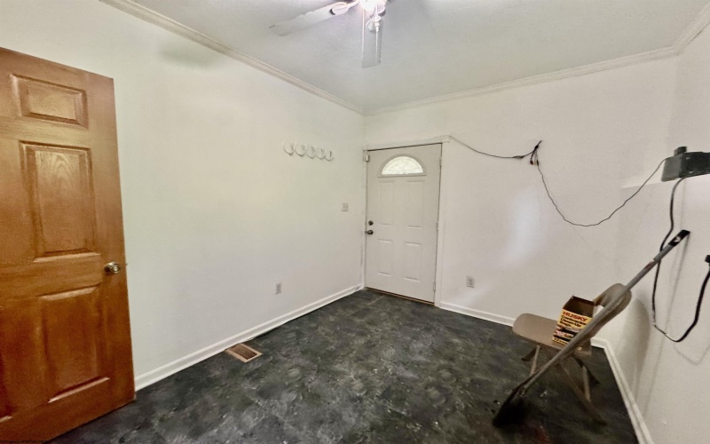 20 Hillside Drive, Fairmont, West Virginia 26554, 3 Bedrooms Bedrooms, 6 Rooms Rooms,2 BathroomsBathrooms,Single Family Detached,For Sale,Hillside,10163735