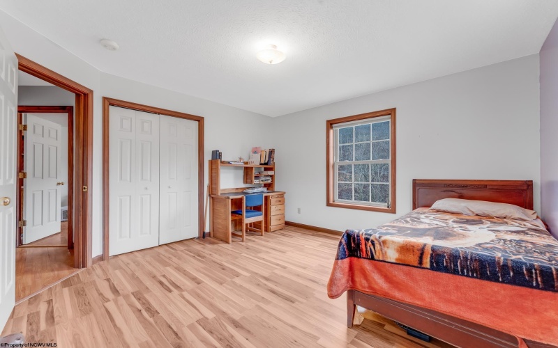 102 Indian Run Road, Fairview, West Virginia 26570, 3 Bedrooms Bedrooms, 7 Rooms Rooms,2 BathroomsBathrooms,Single Family Detached,For Sale,Indian Run,10163732