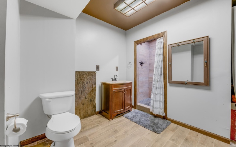 102 Indian Run Road, Fairview, West Virginia 26570, 3 Bedrooms Bedrooms, 7 Rooms Rooms,2 BathroomsBathrooms,Single Family Detached,For Sale,Indian Run,10163732