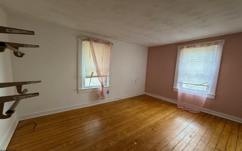 245 Smithtown Road, Morgantown, West Virginia 26508, 2 Bedrooms Bedrooms, 6 Rooms Rooms,1 BathroomBathrooms,Single Family Detached,For Sale,Smithtown,10163728