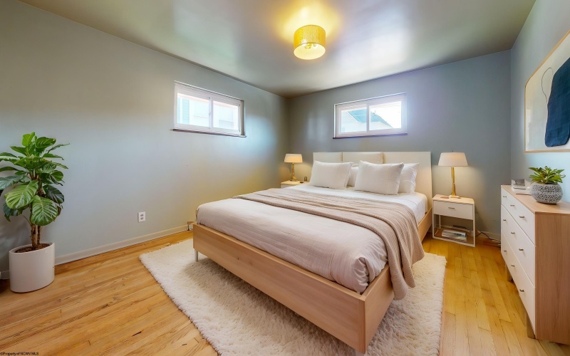 108 Bellview Avenue, Fairmont, West Virginia 26554-1902, 2 Bedrooms Bedrooms, 5 Rooms Rooms,1 BathroomBathrooms,Single Family Detached,For Sale,Bellview,10163741