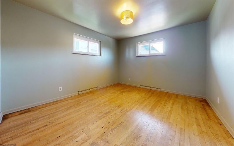 108 Bellview Avenue, Fairmont, West Virginia 26554-1902, 2 Bedrooms Bedrooms, 5 Rooms Rooms,1 BathroomBathrooms,Single Family Detached,For Sale,Bellview,10163741