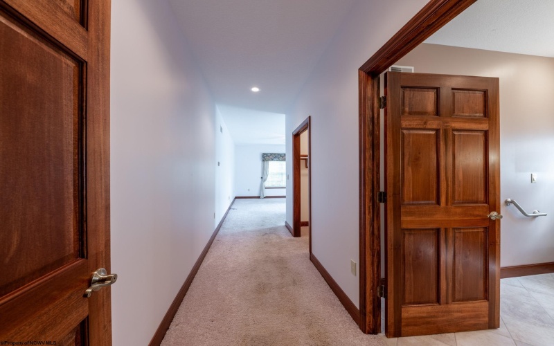 262 Deerfield Circle, Kingwood, West Virginia 26537, 4 Bedrooms Bedrooms, 8 Rooms Rooms,3 BathroomsBathrooms,Single Family Detached,For Sale,Deerfield,10161575