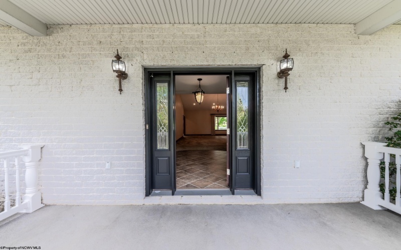 262 Deerfield Circle, Kingwood, West Virginia 26537, 4 Bedrooms Bedrooms, 8 Rooms Rooms,3 BathroomsBathrooms,Single Family Detached,For Sale,Deerfield,10161575