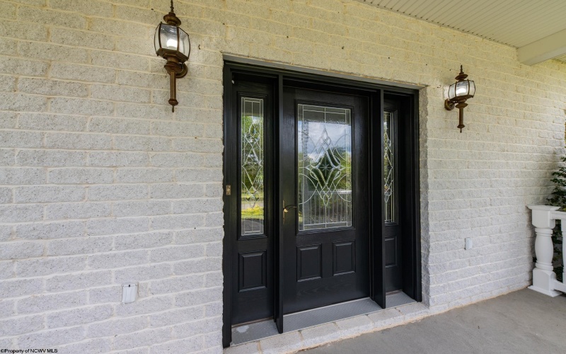 262 Deerfield Circle, Kingwood, West Virginia 26537, 4 Bedrooms Bedrooms, 8 Rooms Rooms,3 BathroomsBathrooms,Single Family Detached,For Sale,Deerfield,10161575