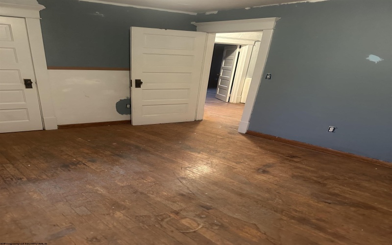 54 Greenbrier Street, Camden on Gauley, West Virginia 26208, 4 Bedrooms Bedrooms, 15 Rooms Rooms,2 BathroomsBathrooms,Single Family Detached,For Sale,Greenbrier,10158753