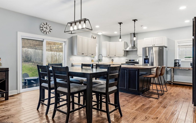 349 Villa View Drive, Morgantown, West Virginia 26508, 5 Bedrooms Bedrooms, 11 Rooms Rooms,3 BathroomsBathrooms,Single Family Detached,For Sale,Villa View,10163765