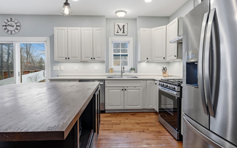 349 Villa View Drive, Morgantown, West Virginia 26508, 5 Bedrooms Bedrooms, 11 Rooms Rooms,3 BathroomsBathrooms,Single Family Detached,For Sale,Villa View,10163765