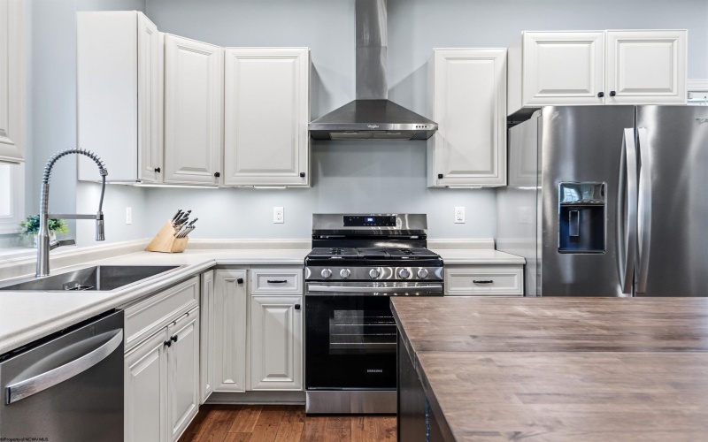 349 Villa View Drive, Morgantown, West Virginia 26508, 5 Bedrooms Bedrooms, 11 Rooms Rooms,3 BathroomsBathrooms,Single Family Detached,For Sale,Villa View,10163765