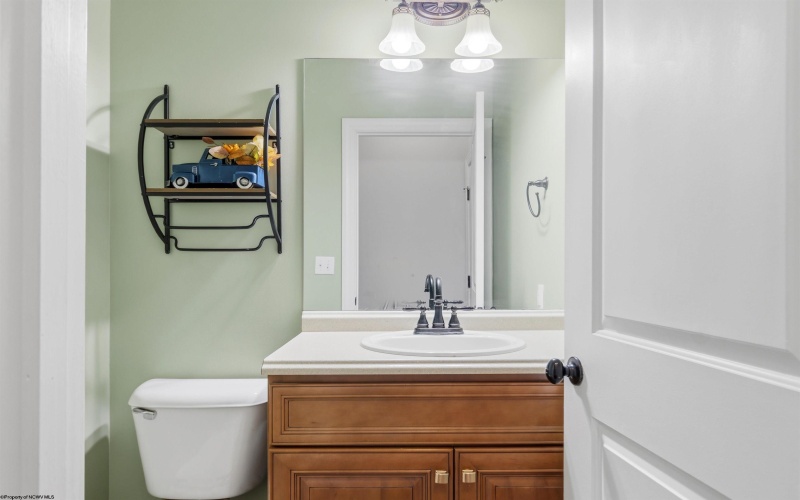 349 Villa View Drive, Morgantown, West Virginia 26508, 5 Bedrooms Bedrooms, 11 Rooms Rooms,3 BathroomsBathrooms,Single Family Detached,For Sale,Villa View,10163765