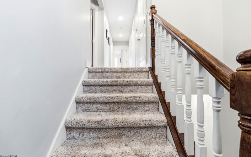 349 Villa View Drive, Morgantown, West Virginia 26508, 5 Bedrooms Bedrooms, 11 Rooms Rooms,3 BathroomsBathrooms,Single Family Detached,For Sale,Villa View,10163765