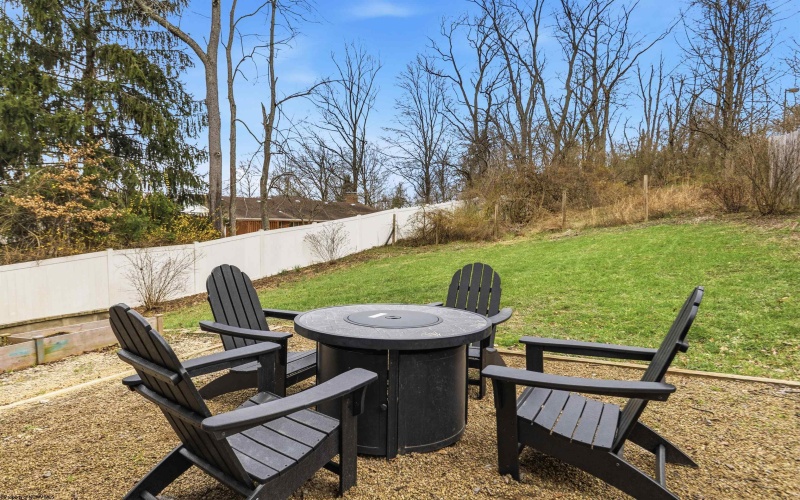 349 Villa View Drive, Morgantown, West Virginia 26508, 5 Bedrooms Bedrooms, 11 Rooms Rooms,3 BathroomsBathrooms,Single Family Detached,For Sale,Villa View,10163765