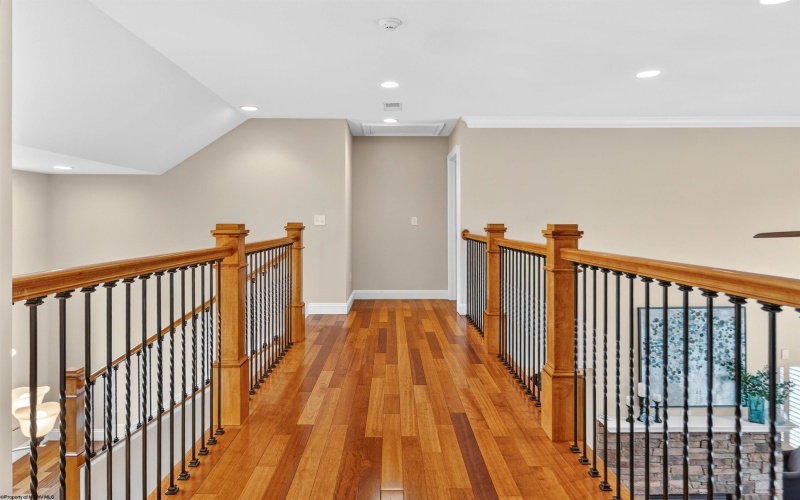 4881 Woods Edge Lane, Morgantown, West Virginia 26508, 5 Bedrooms Bedrooms, 10 Rooms Rooms,4 BathroomsBathrooms,Single Family Detached,For Sale,Woods Edge,10163764